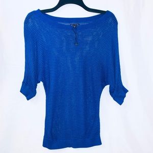 Like new EXPRESS 3/4 sleeve lightweight blue sweater. Size XS.